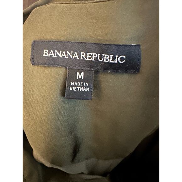 Banana Republic Dillon Classic Fit Soft Satin Utility Shirt, Size Medium, Women - Picture 6 of 6